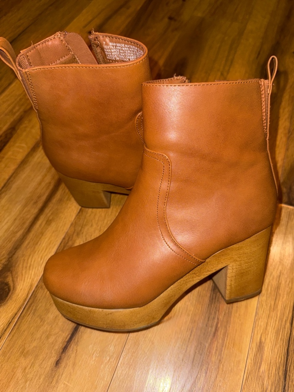 Universal Thread Women's Platform Ankle Boots in Tan Brown